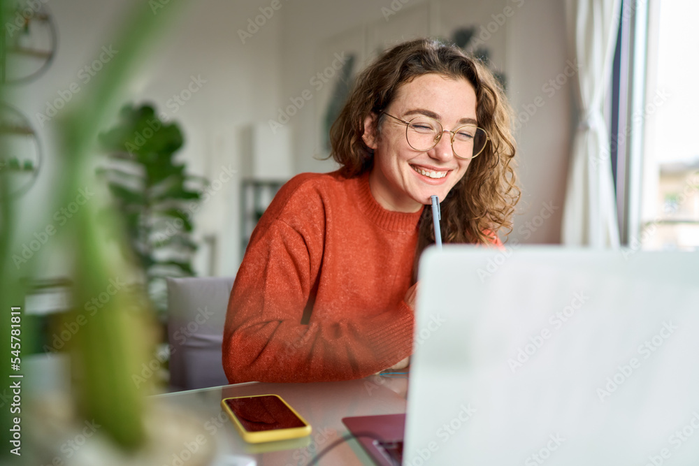 AdobeStock_545781811_Preview